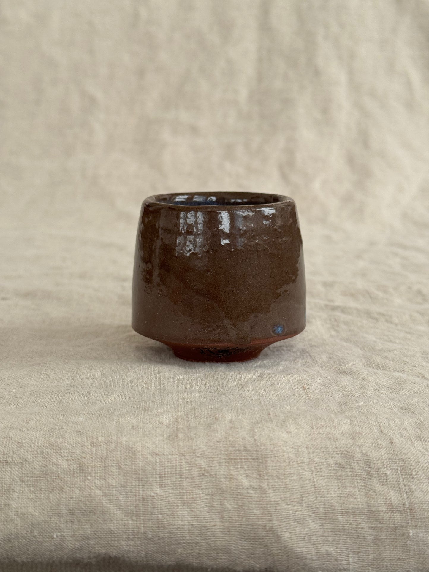 Small eye cup strike anywhere match holder