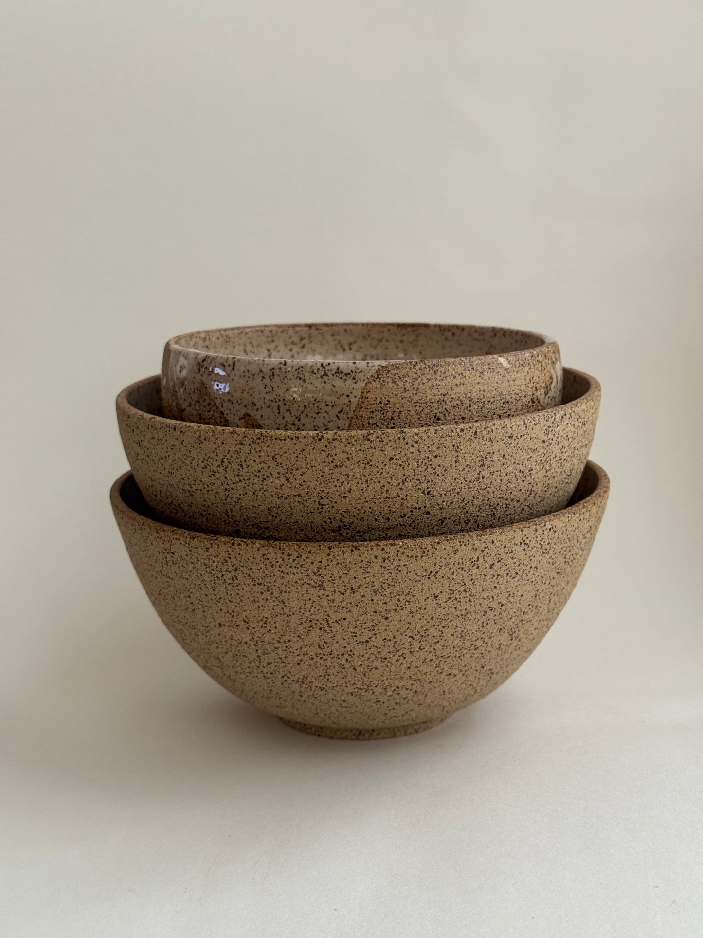 Graduated Stacking bowls in Bleeding Spec