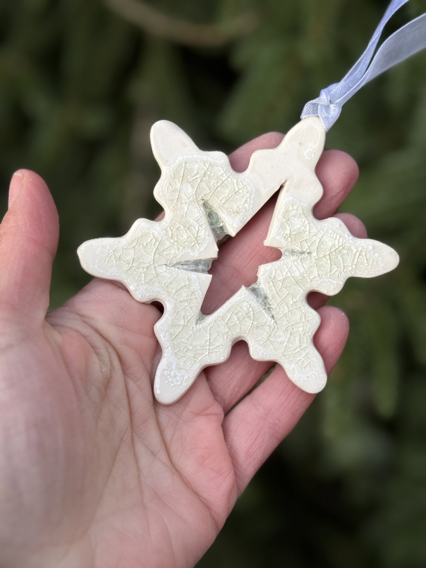 Sparkling Snowflake Ornamnet