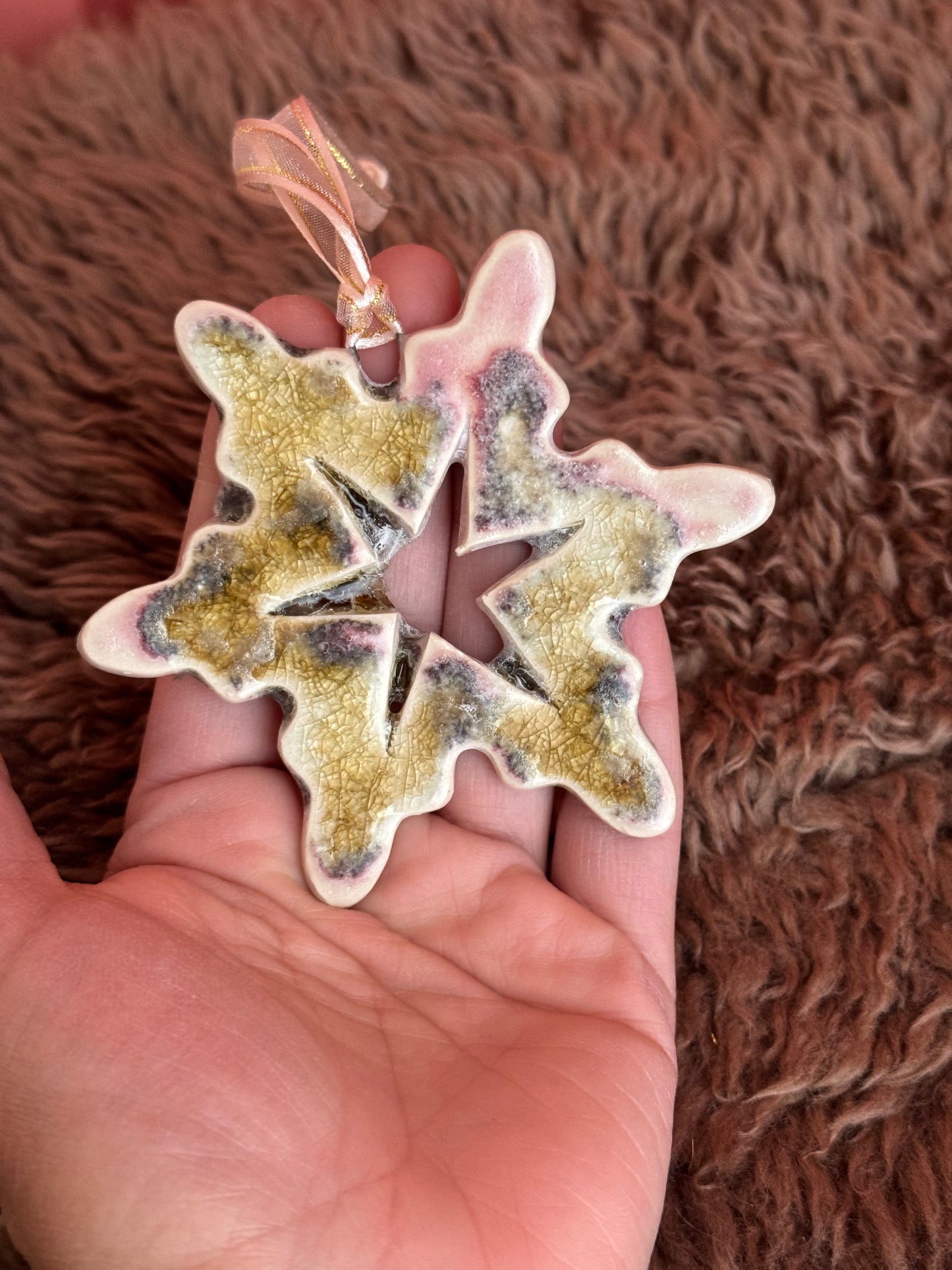 Amber Sparkling Snowflake Ornamnet