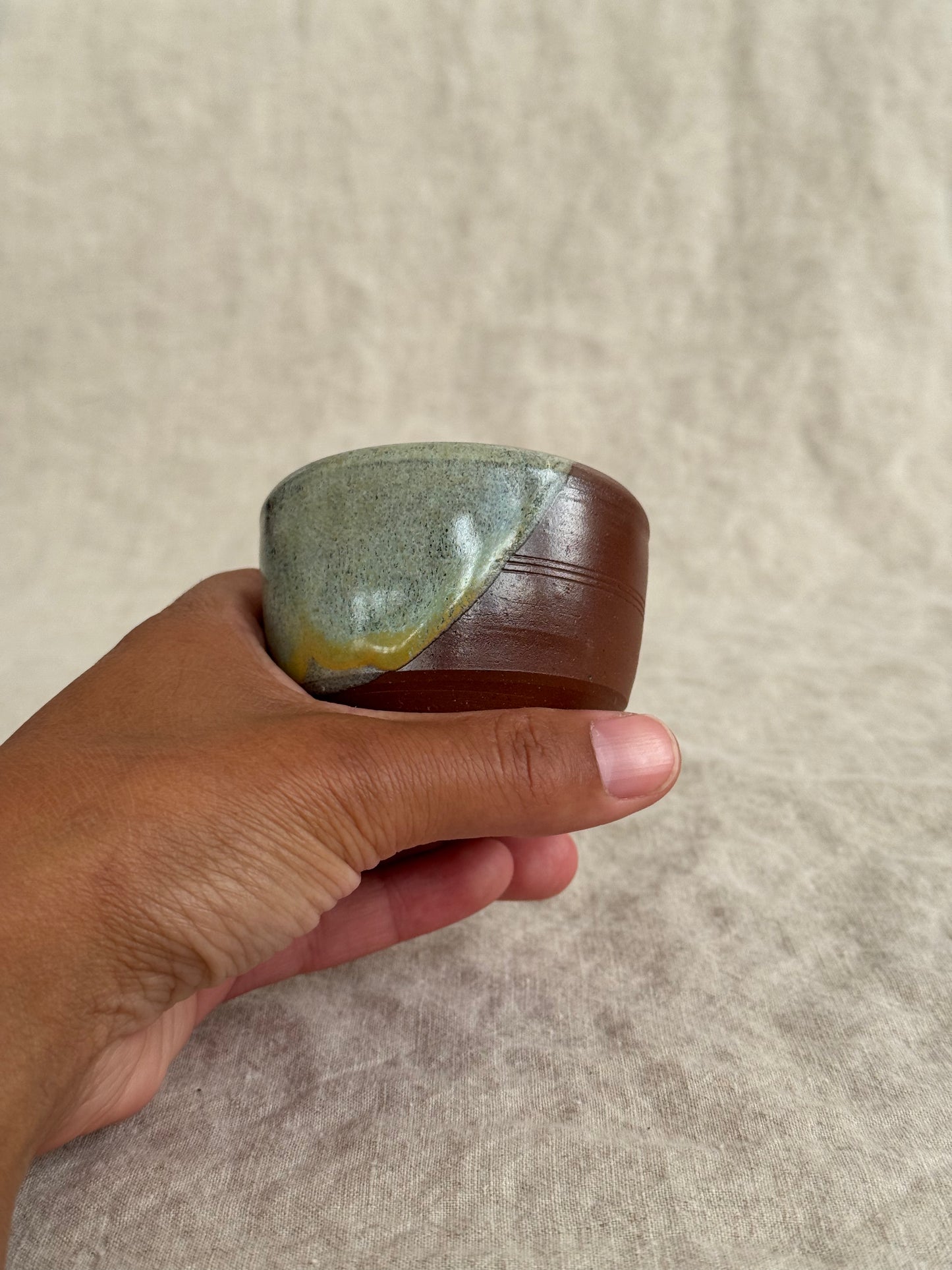 Small eye cup strike anywhere match holder
