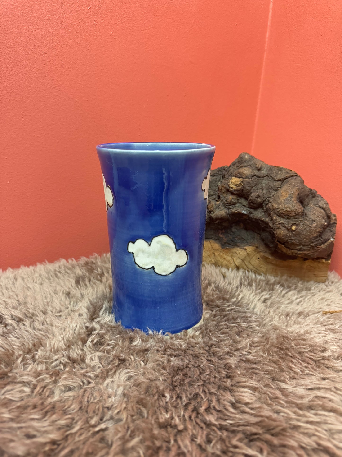 Cloud vase