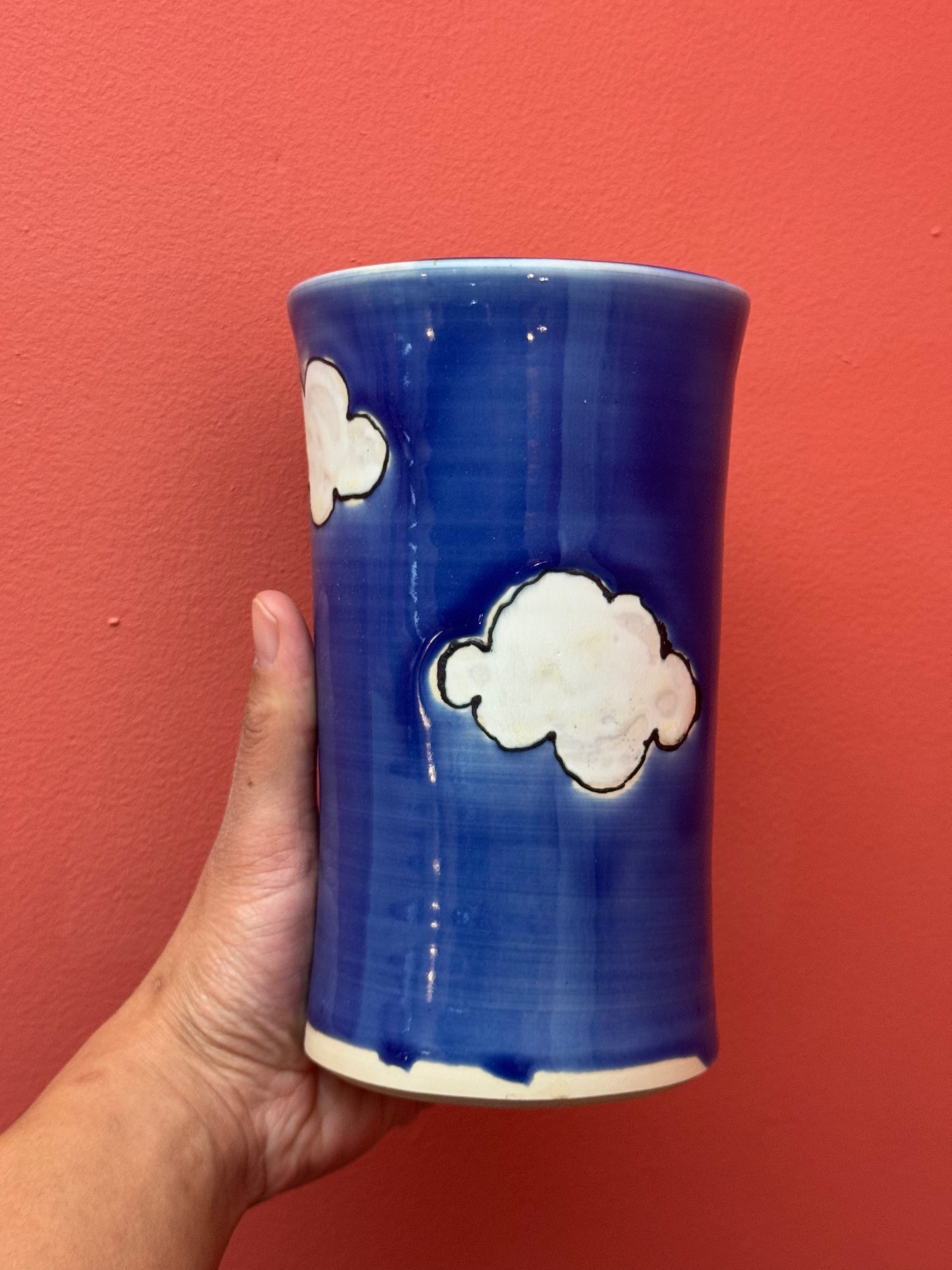 Cloud vase