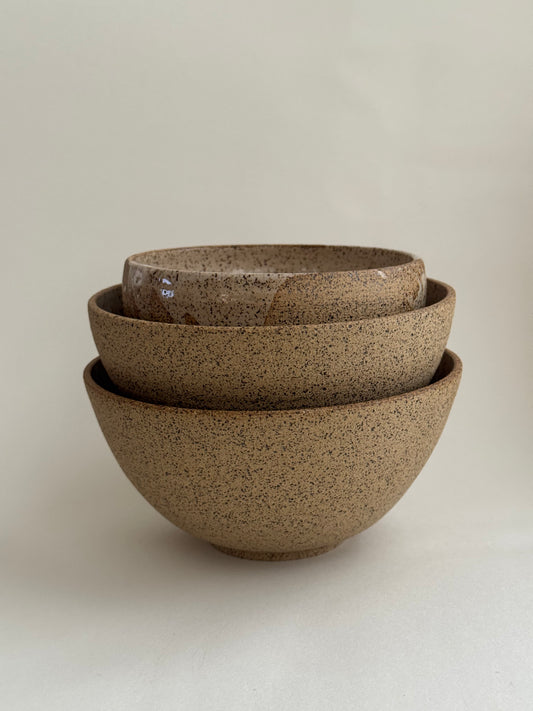Graduated Stacking bowls in Bleeding Spec