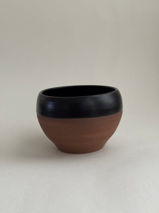 Small Dark Earth Cup